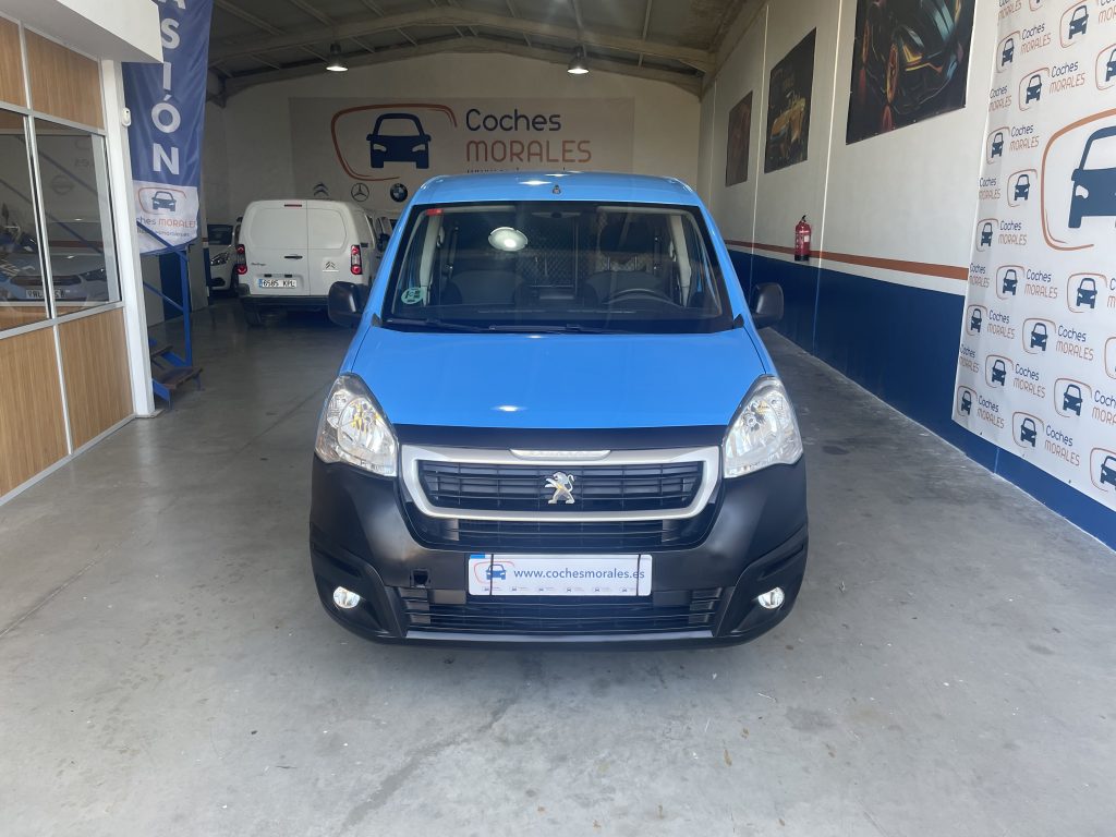 furgonetacadiz, cochescadiz, renault, renaultkangoo, vehiculoocasion, vehiculoseminuevo, vehiculo, coche, cocheocasion, cocheseminuevo, seminuevo, ocasion, cochesnet, milanuncios, toyota, ford, volklswagen, citroen, peugeot, renault, kangoo, partner, proace, berlingo, industrial, jerez, andalucia, furgonetasevilla, cochesevilla, sevilla, arcos, cochearcos, furgonetaarcos, rota, cochesrota, furgonetasrota, sanlucar, furgonetassanlucar, cochessanlucar, chipiona, cocheschipiona, furgonetaschipiona, sierradecadiz, cochessierradecadiz, furgonetassierradecadiz