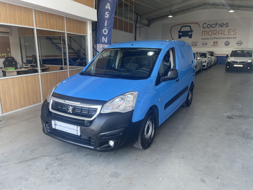 furgonetacadiz, cochescadiz, renault, renaultkangoo, vehiculoocasion, vehiculoseminuevo, vehiculo, coche, cocheocasion, cocheseminuevo, seminuevo, ocasion, cochesnet, milanuncios, toyota, ford, volklswagen, citroen, peugeot, renault, kangoo, partner, proace, berlingo, industrial, jerez, andalucia, furgonetasevilla, cochesevilla, sevilla, arcos, cochearcos, furgonetaarcos, rota, cochesrota, furgonetasrota, sanlucar, furgonetassanlucar, cochessanlucar, chipiona, cocheschipiona, furgonetaschipiona, sierradecadiz, cochessierradecadiz, furgonetassierradecadiz