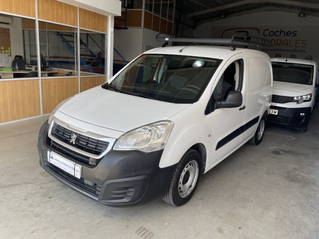 cochesjerez, furgonetajerez, vehiculoscongarantia, cochesdeconfianza, vehiculosdeconfianza, furgonetacadiz, cochescadiz, renault, renaultkangoo, vehiculoocasion, vehiculoseminuevo, vehiculo, coche, cocheocasion, cocheseminuevo, seminuevo, ocasion, cochesnet, milanuncios, toyota, ford, volklswagen, citroen, peugeot, renault, kangoo, partner, proace, berlingo, industrial, jerez, andalucia, furgonetasevilla, cochesevilla, sevilla, arcos, cochearcos, furgonetaarcos, rota, cochesrota, furgonetasrota, sanlucar, furgonetassanlucar, cochessanlucar, chipiona, cocheschipiona, furgonetaschipiona, sierradecadiz, cochessierradecadiz, furgonetassierradecadiz,cochesmorales