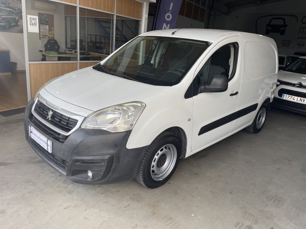 cochesjerez, furgonetajerez, vehiculoscongarantia, cochesdeconfianza, vehiculosdeconfianza, furgonetacadiz, cochescadiz, renault, renaultkangoo, vehiculoocasion, vehiculoseminuevo, vehiculo, coche, cocheocasion, cocheseminuevo, seminuevo, ocasion, cochesnet, milanuncios, toyota, ford, volklswagen, citroen, peugeot, renault, kangoo, partner, proace, berlingo, industrial, jerez, andalucia, furgonetasevilla, cochesevilla, sevilla, arcos, cochearcos, furgonetaarcos, rota, cochesrota, furgonetasrota, sanlucar, furgonetassanlucar, cochessanlucar, chipiona, cocheschipiona, furgonetaschipiona, sierradecadiz, cochessierradecadiz, furgonetassierradecadiz,cochesmorales