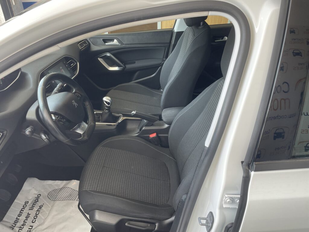 cochesjerez, furgonetajerez, vehiculoscongarantia, cochesdeconfianza, vehiculosdeconfianza, furgonetacadiz, cochescadiz, renault, renaultkangoo, vehiculoocasion, vehiculoseminuevo, vehiculo, coche, cocheocasion, cocheseminuevo, seminuevo, ocasion, cochesnet, milanuncios, toyota, ford, volklswagen, citroen, peugeot, renault, kangoo, partner, proace, berlingo, industrial, jerez, andalucia, furgonetasevilla, cochesevilla, sevilla, arcos, cochearcos, furgonetaarcos, rota, cochesrota, furgonetasrota, sanlucar, furgonetassanlucar, cochessanlucar, chipiona, cocheschipiona, furgonetaschipiona, sierradecadiz, cochessierradecadiz, furgonetassierradecadiz,cochesmorales