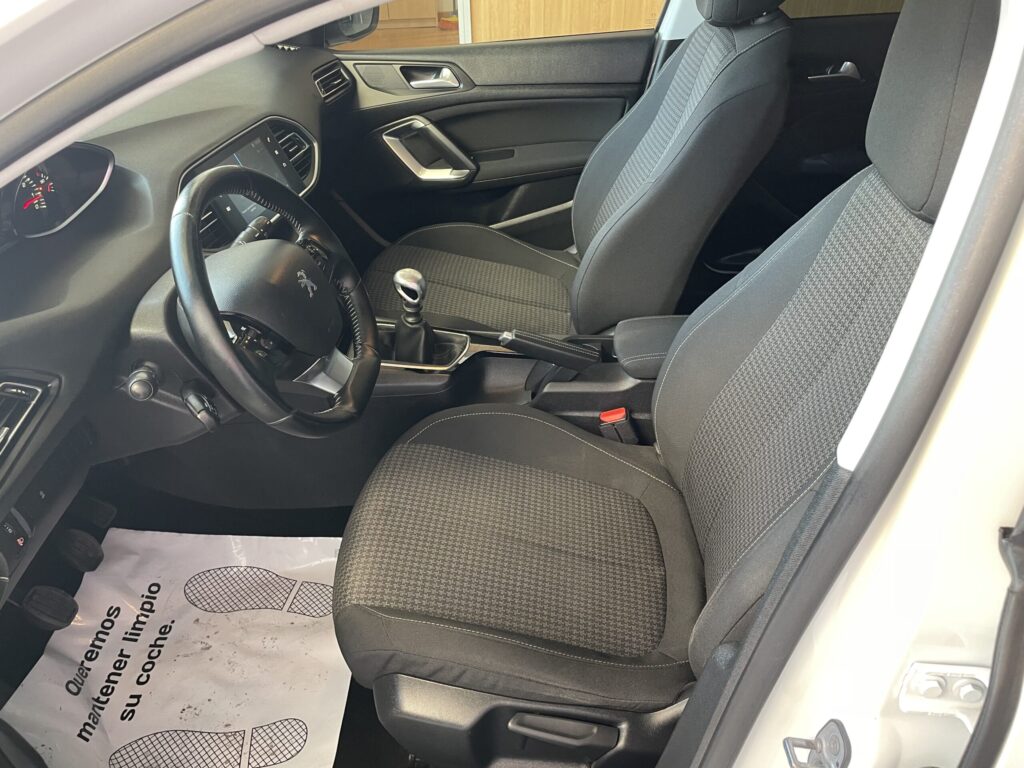 cochesjerez, furgonetajerez, vehiculoscongarantia, cochesdeconfianza, vehiculosdeconfianza, furgonetacadiz, cochescadiz, renault, renaultkangoo, vehiculoocasion, vehiculoseminuevo, vehiculo, coche, cocheocasion, cocheseminuevo, seminuevo, ocasion, cochesnet, milanuncios, toyota, ford, volklswagen, citroen, peugeot, renault, kangoo, partner, proace, berlingo, industrial, jerez, andalucia, furgonetasevilla, cochesevilla, sevilla, arcos, cochearcos, furgonetaarcos, rota, cochesrota, furgonetasrota, sanlucar, furgonetassanlucar, cochessanlucar, chipiona, cocheschipiona, furgonetaschipiona, sierradecadiz, cochessierradecadiz, furgonetassierradecadiz,cochesmorales